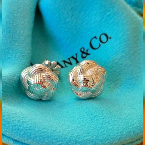 Tiffany & Co Vintage Flower Knot Celtic Weave Earrings - Picture 5 of 8